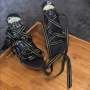 Mohop ribbon wedges solid walnut